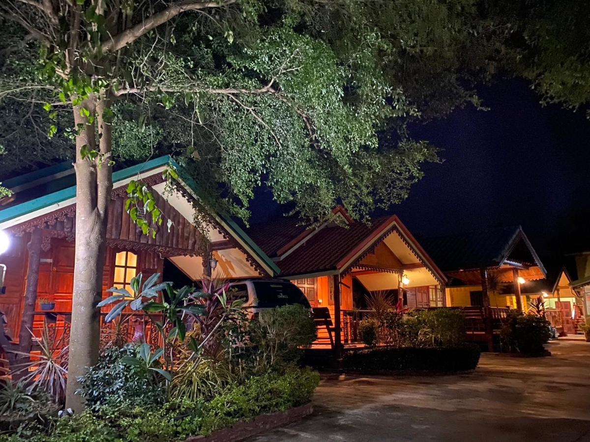 Ruanmai Style Resort 1 Ban Nong Nam Khan Luaran gambar