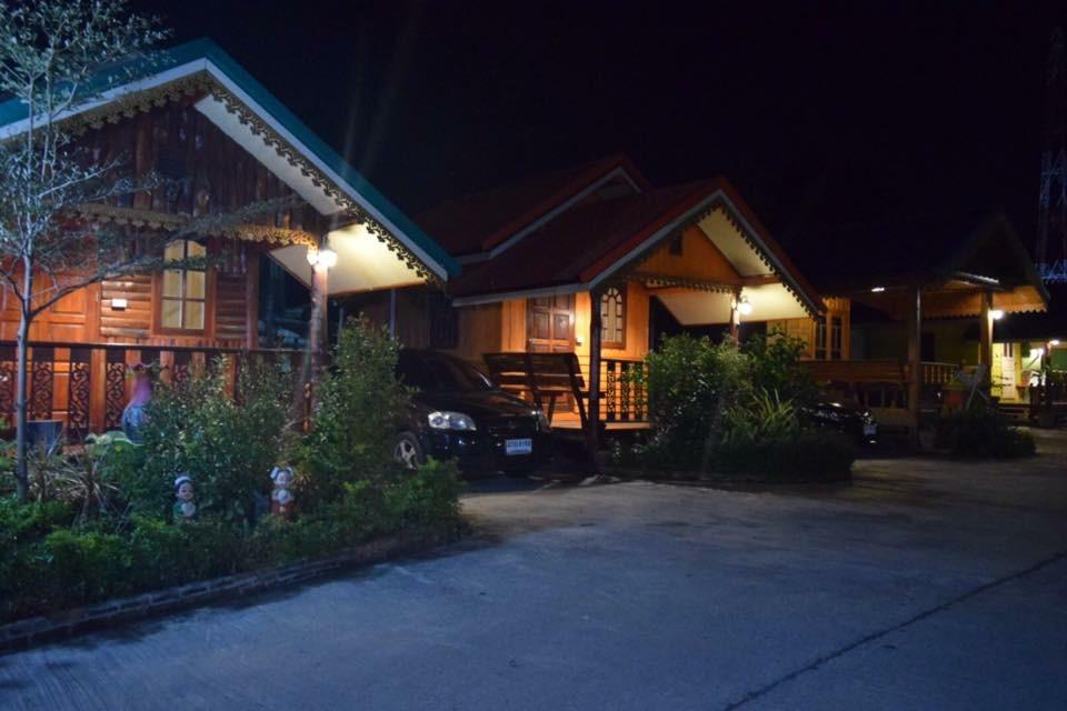 Ruanmai Style Resort 1 Ban Nong Nam Khan Luaran gambar