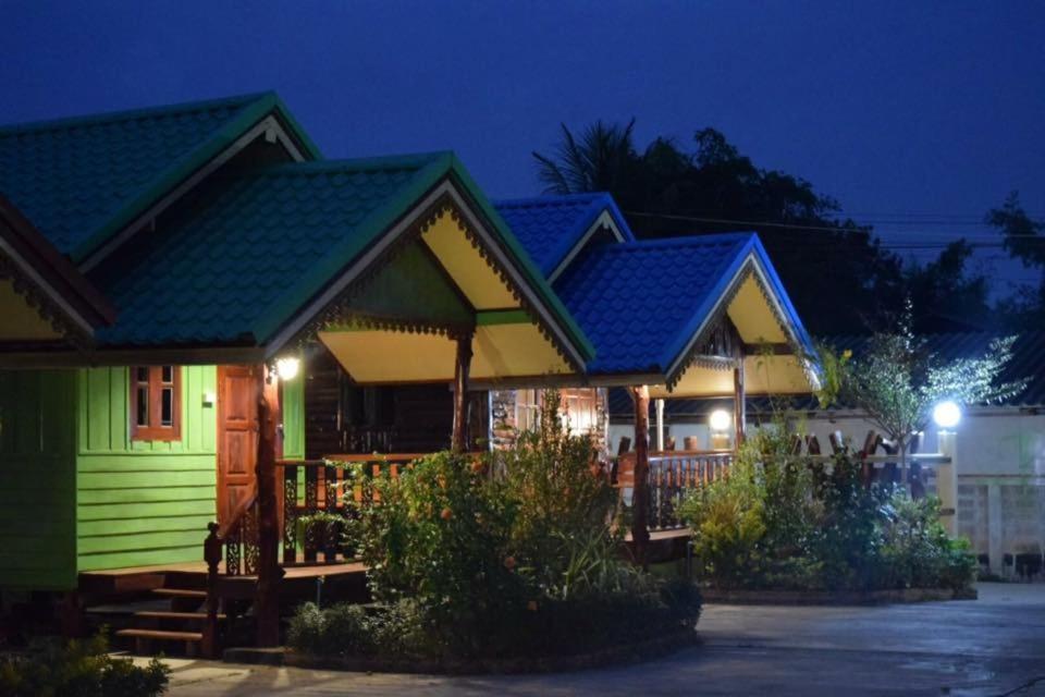 Ruanmai Style Resort 1 Ban Nong Nam Khan Luaran gambar